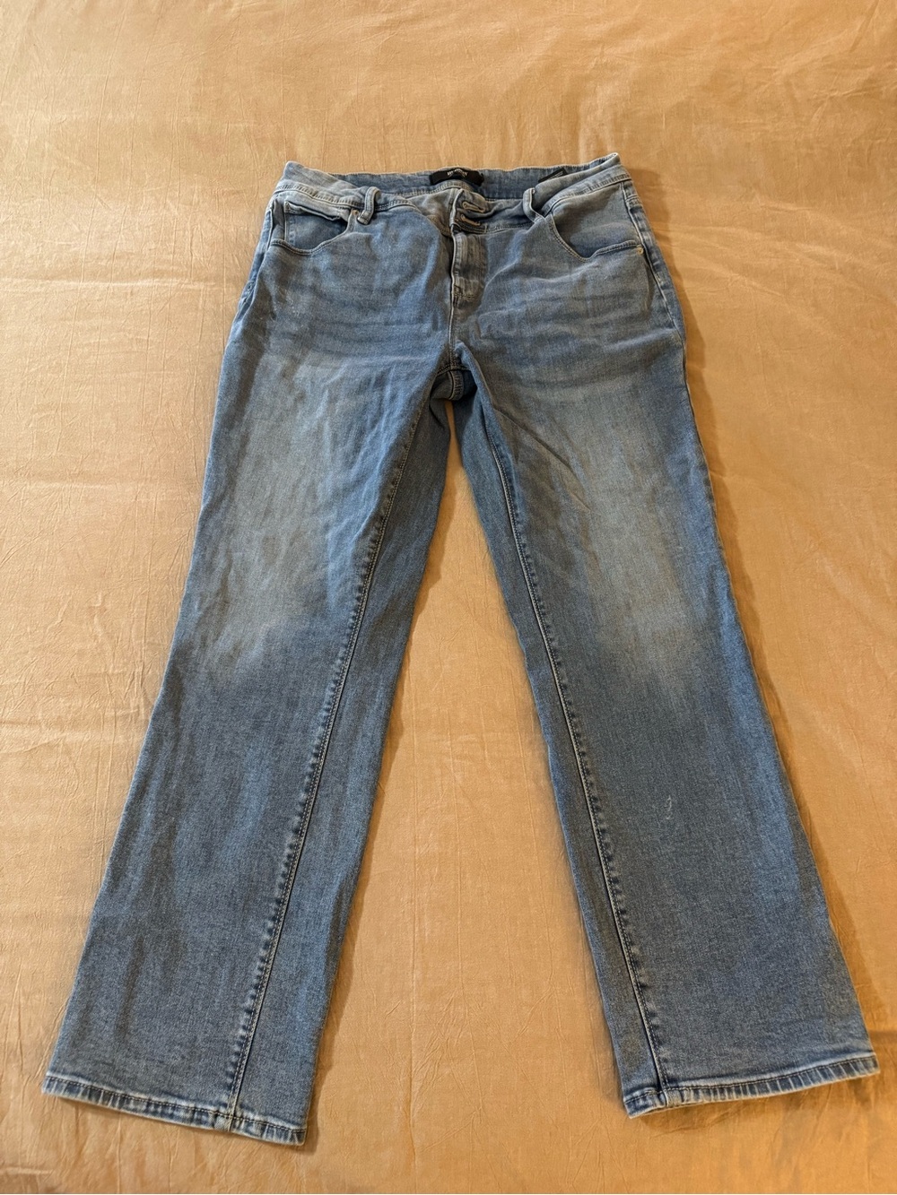 Hudson Jeans Women's Faded Blue 2 button Jeans with Back pocket Flaps Size 12